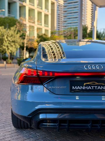 אאודי E-tron GT
