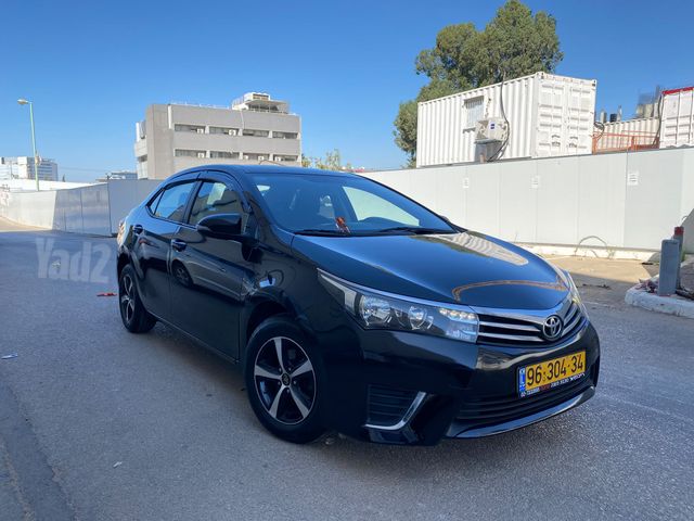 טויוטה קורולה