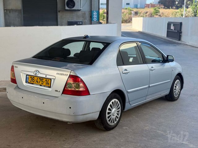 טויוטה קורולה