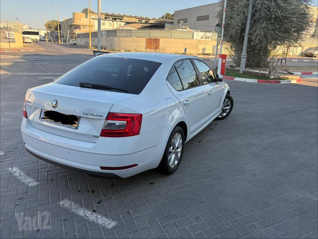 סקודה אוקטביה