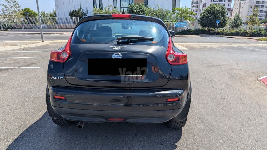 ניסאן ג'וק