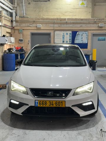 סיאט לאון