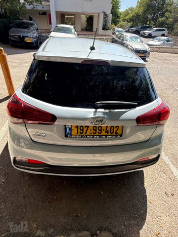 מודעת רכב יונדאי i20