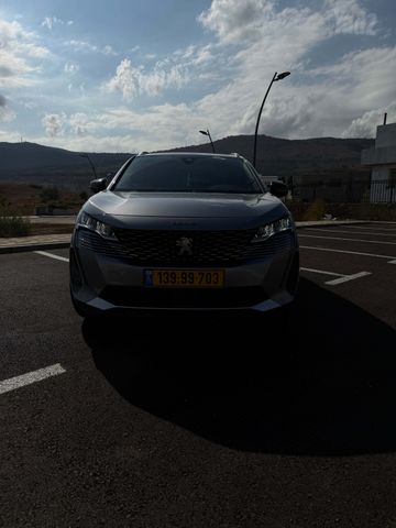 פיג'ו 3008