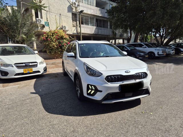 קיה נירו