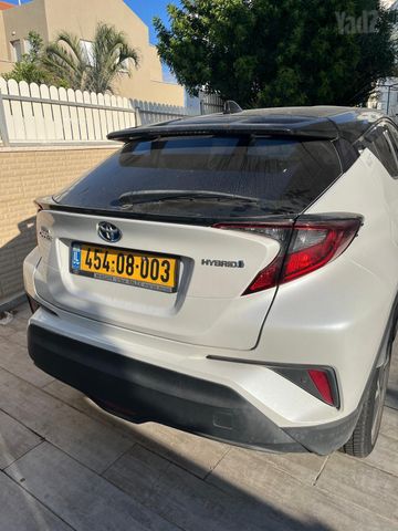 טויוטה C-HR