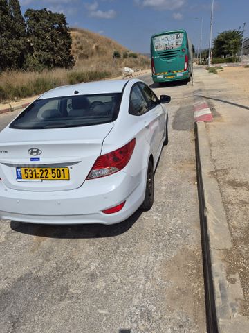 מודעת רכב יונדאי אקסנט i25