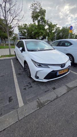 טויוטה קורולה