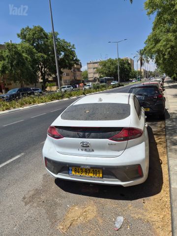 יונדאי איוניק