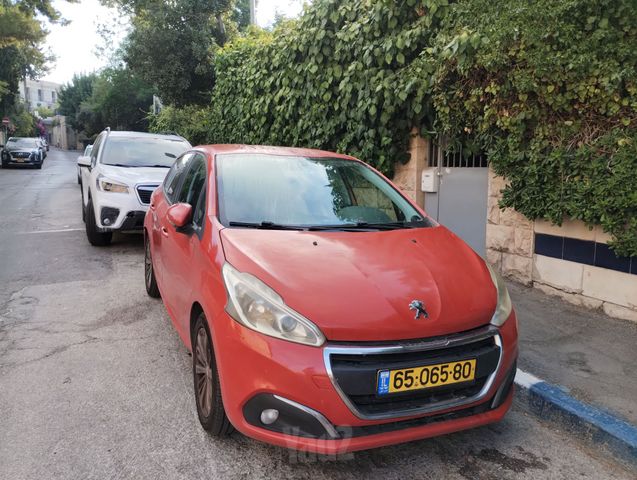 פיג'ו 208
