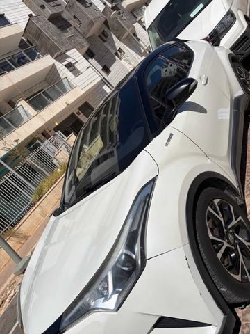 טויוטה C-HR