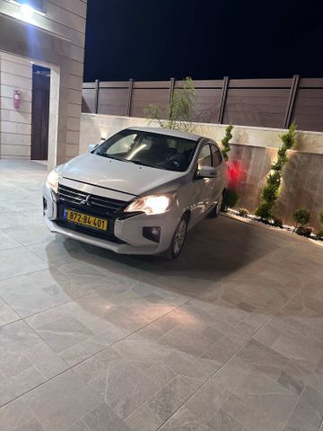 מיצובישי אטראז'