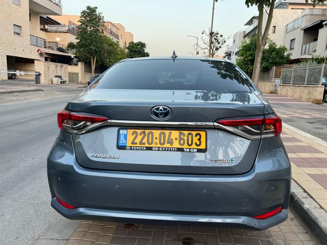 טויוטה קורולה