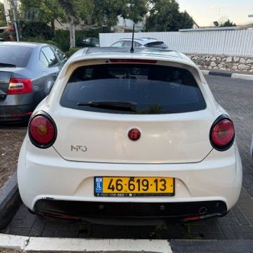 אלפא רומיאו מיטו