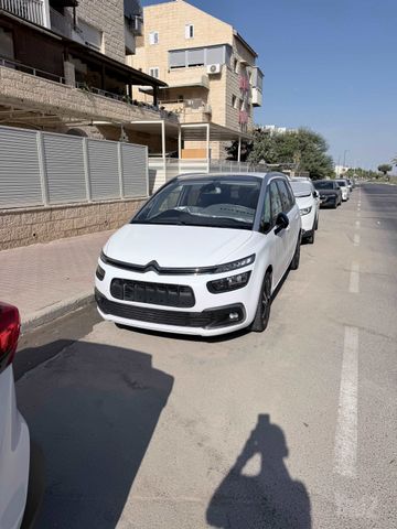 מודעת רכב סיטרואן C4 ספייסטורר