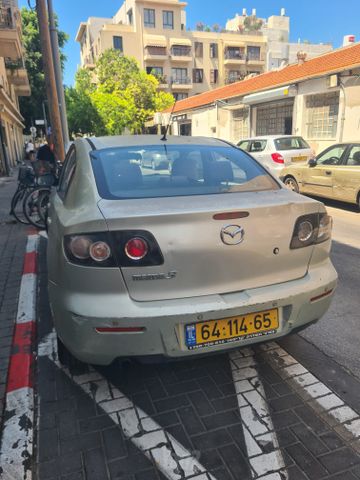 מודעת רכב מאזדה 3