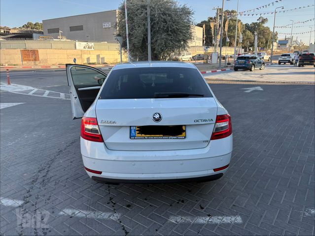 סקודה אוקטביה