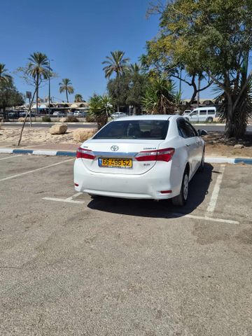 טויוטה קורולה