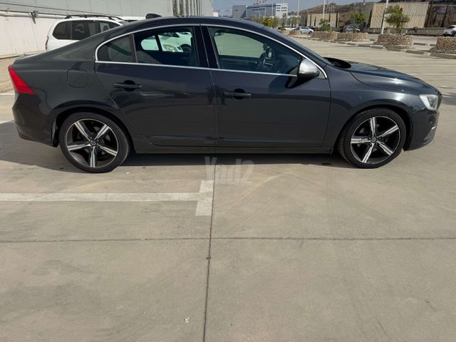 וולוו S60