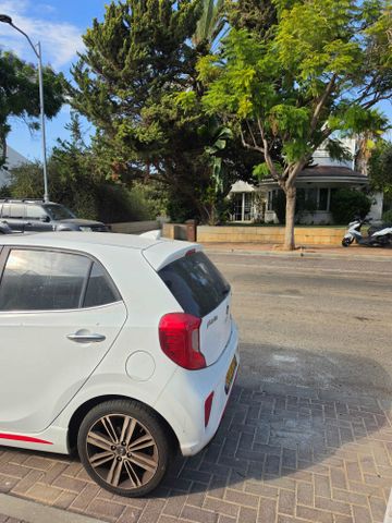 קיה פיקנטו