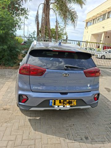 קיה נירו