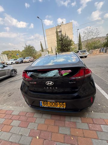 יונדאי איוניק