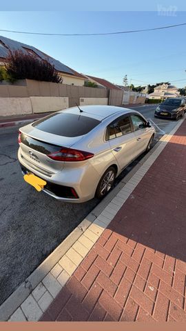 יונדאי איוניק