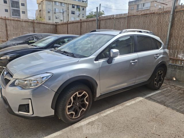 מודעת רכב סובארו XV