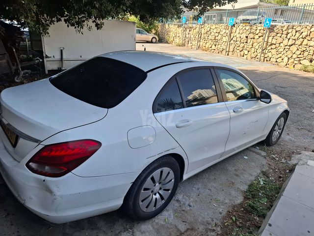 מרצדס-בנץ C-class