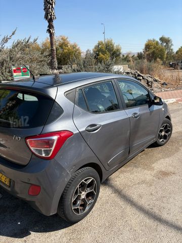 יונדאי i10