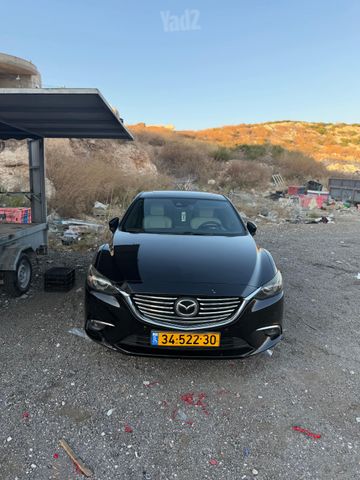 מודעת רכב מאזדה 6