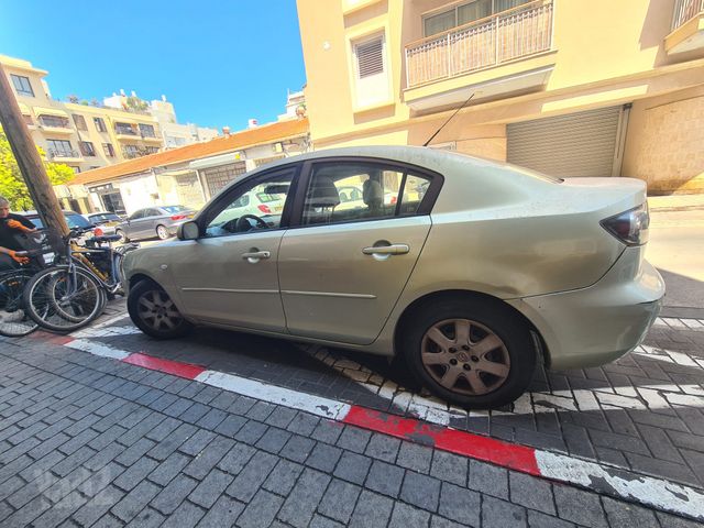 מאזדה 3