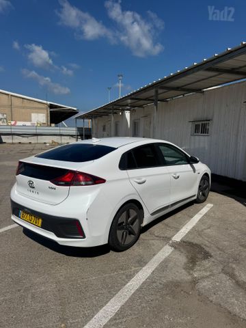 יונדאי איוניק