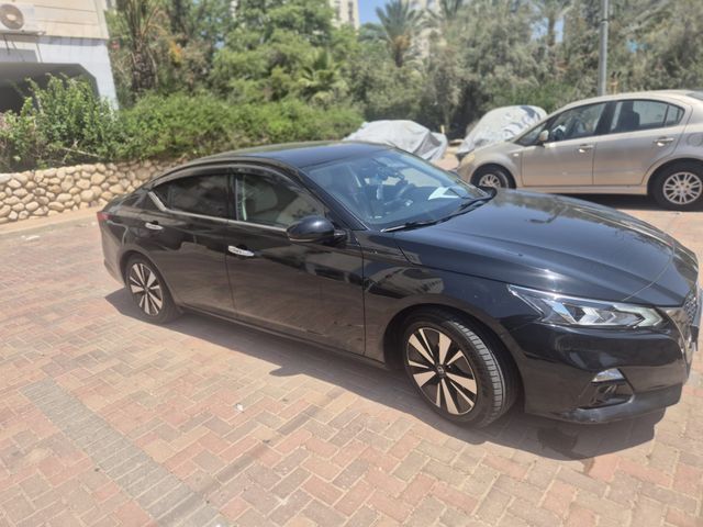 מודעת רכב ניסאן אלטימה