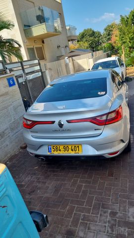 רנו מגאן