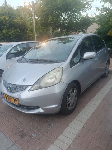 מודעת רכב הונדה ג'אז