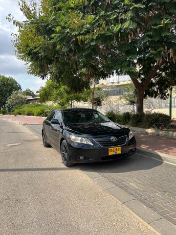 מודעת רכב טויוטה קאמרי
