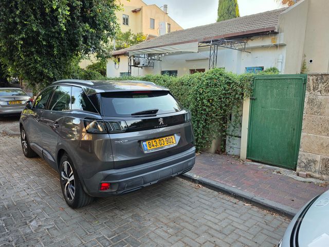 פיג'ו 3008