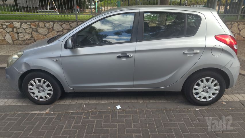 יונדאי i20