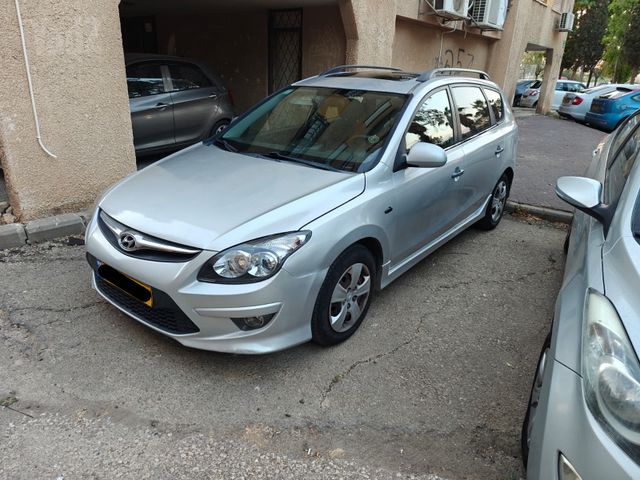 יונדאי i30