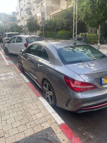 מודעת רכב מרצדס-בנץ CLA