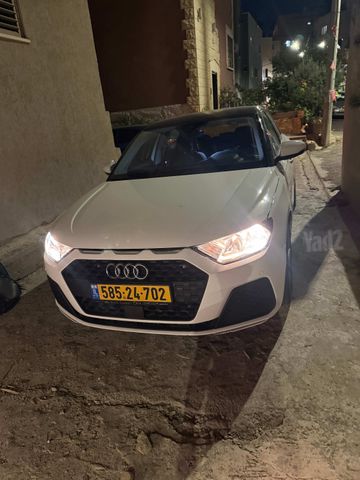 אאודי A1