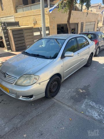 מודעת רכב טויוטה קורולה