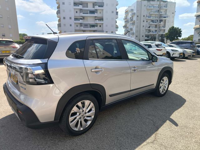 מודעת רכב סוזוקי S-Cross