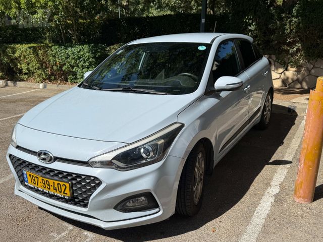 יונדאי i20