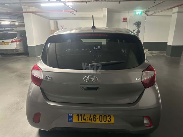 יונדאי i10