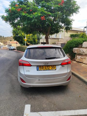 יונדאי i30