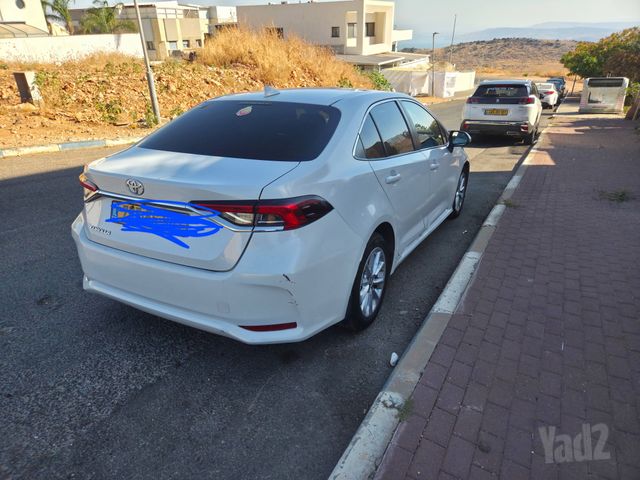טויוטה קורולה