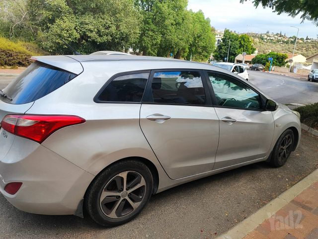 יונדאי i30