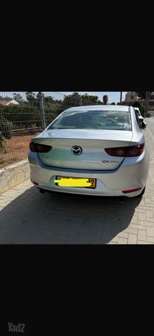 מאזדה 3